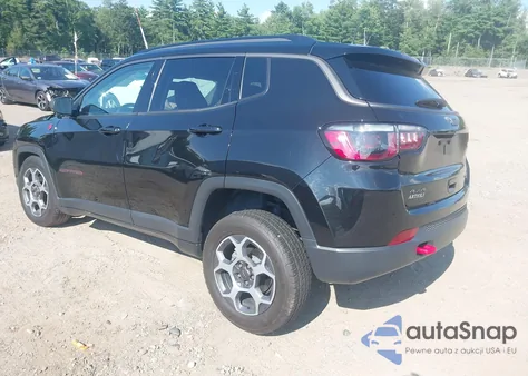 2022 Jeep Compass Trailhawk 4X4 z USA, uszkodzony, nr VIN 3C4NJDDB9NT186170